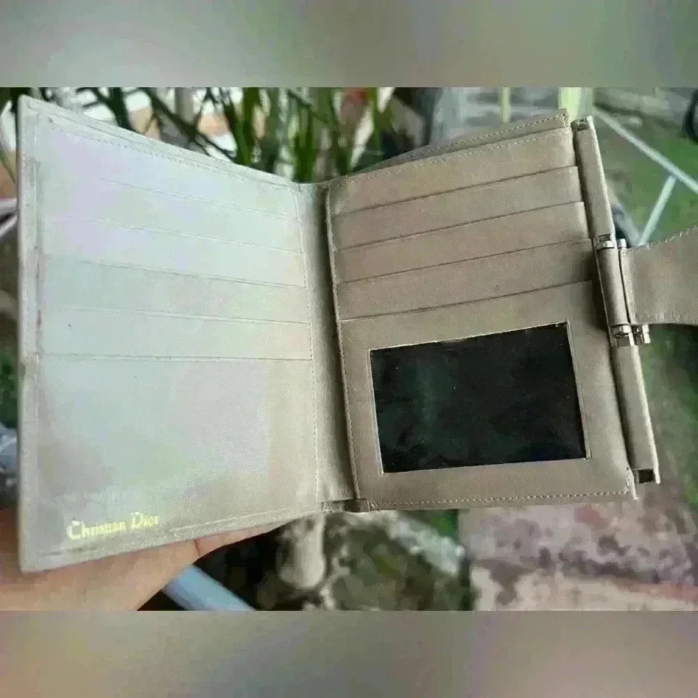 Vintage Christian Dior Coin‎ Purse Kisslock Wallet Gray Bifold Snap Closure - Picture 4 of 5